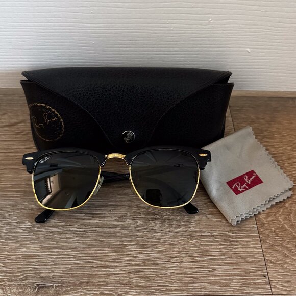 Ray-Ban Clubmaster Classic Sunglasses Unisex - Black on Gold Frame Green Lenses - Picture 1 of 9